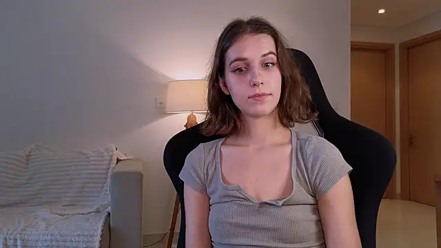 Snapshot of VanessaBayer2 chatting on December 2024 08:05:02 AM VanessaBayer2 online show from December 2024 08:05:02 AM