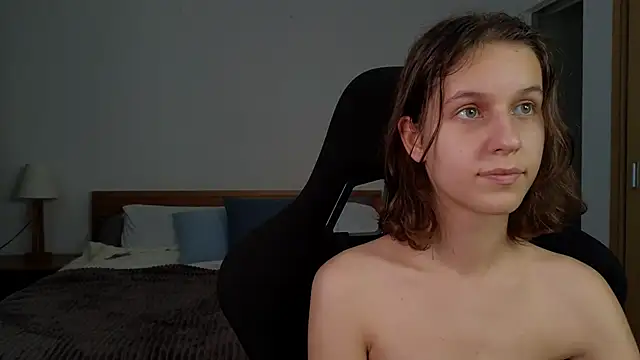 Snapshot of VanessaBayer2 chatting on March 2025 03:01:01 AM VanessaBayer2 online show from March 2025 03:01:01 AM