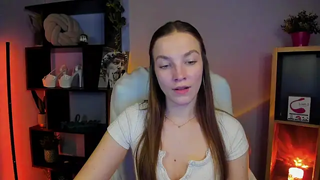 kenzie x online show from February 2025 09:08:01 AM