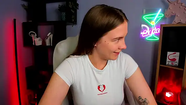 kenzie x online show from November 2025 07:40:01 AM