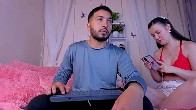 Idara and Edahi01 online show from January 2025 03:29:02 PM