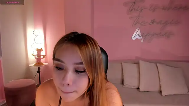 CarolineGraceX online show from December 2024 03:25:02 AM