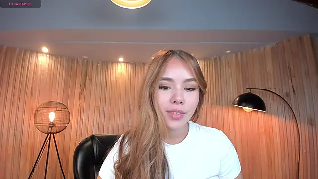 CarolineGraceX online show from March 2025 10:40:02 AM