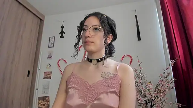 Tanya WorldBondage online show from December 2024 01:35:01 PM
