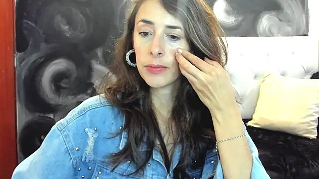 Snapshot of ScarletKings chatting on October 2025 10:06:02 PM ScarletKings online show from October 2025 10:06:02 PM