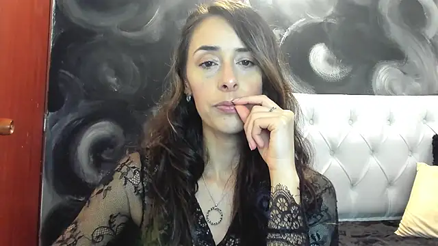 Snapshot of ScarletKings chatting on November 2025 10:03:02 PM ScarletKings online show from November 2025 10:03:02 PM