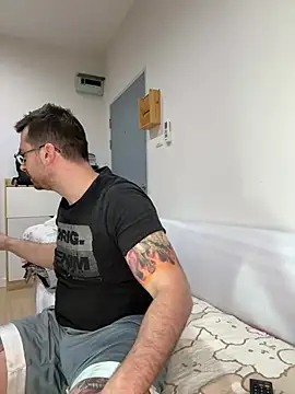 Snapshot of JayXCee_Official chatting on December 2024 04:56:02 AM JayXCee Official online show from December 2024 04:56:02 AM