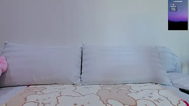 Snapshot of JayXCee_Official chatting on December 2024 04:22:02 AM JayXCee Official online show from December 2024 04:22:02 AM