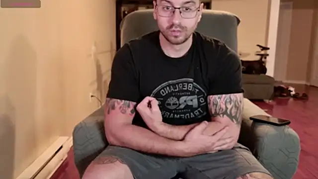 Snapshot of JayXCee_Official chatting on October 2025 12:00:01 AM JayXCee Official online show from October 2025 12:00:01 AM