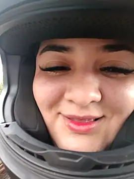 Liancy online show from February 2025 08:26:01 PM