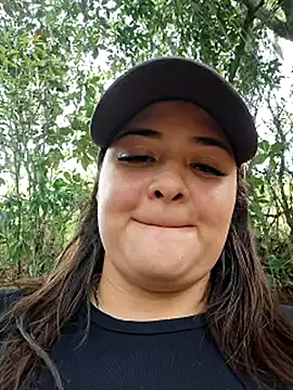 Liancy online show from February 2025 07:38:02 PM