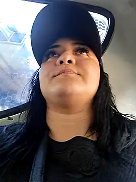 Liancy online show from March 2025 07:44:02 PM