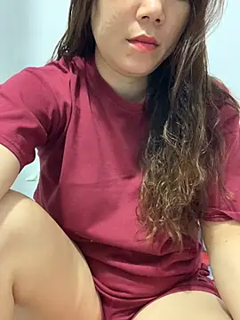 Baby-bigtits online show from February 2025 01:32:01 PM