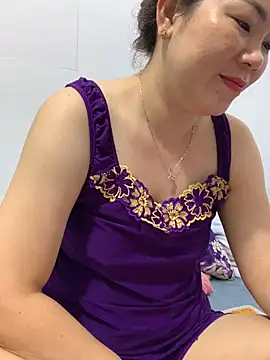 Baby-bigtits online show from February 2025 01:17:02 PM