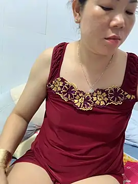 Baby-bigtits online show from February 2025 11:32:01 PM