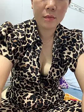 Baby-bigtits online show from February 2025 09:02:01 AM