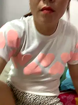 Snapshot of Baby-bigtits chatting on October 2025 02:52:01 AM Baby-bigtits online show from October 2025 02:52:01 AM