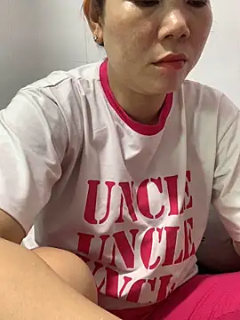 Snapshot of Baby-bigtits chatting on November 2025 02:54:01 AM Baby-bigtits online show from November 2025 02:54:01 AM