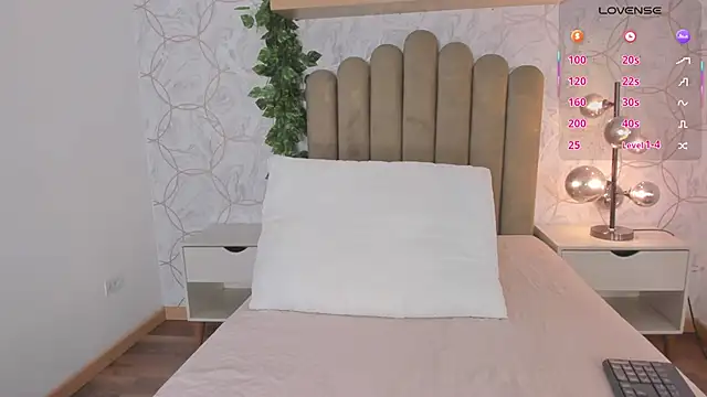 Roma  love online show from October 2025 12:03:01 PM