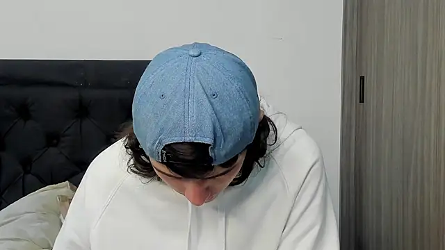 alex connorr online show from January 2025 05:42:02 PM