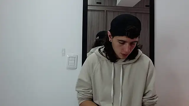 alex connorr online show from February 2025 02:26:02 PM