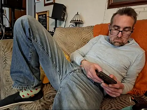 Snapshot of bibananaman chatting on March 2025 03:34:01 AM bibananaman online show from March 2025 03:34:01 AM