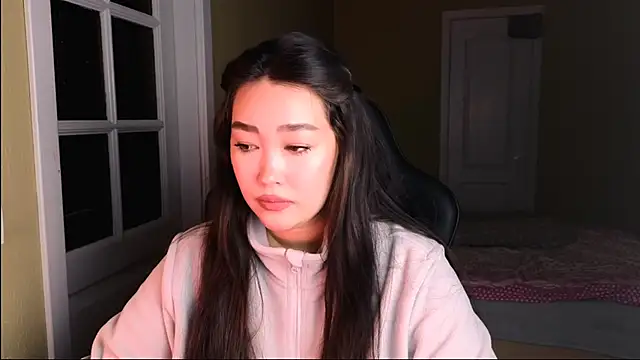 Erica Wayne online show from January 2025 10:19:01 AM