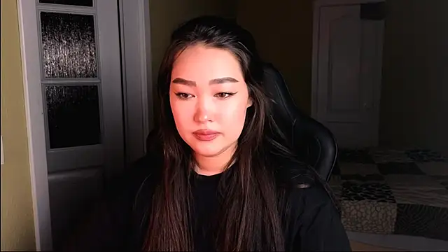 Erica Wayne online show from February 2025 05:46:02 PM