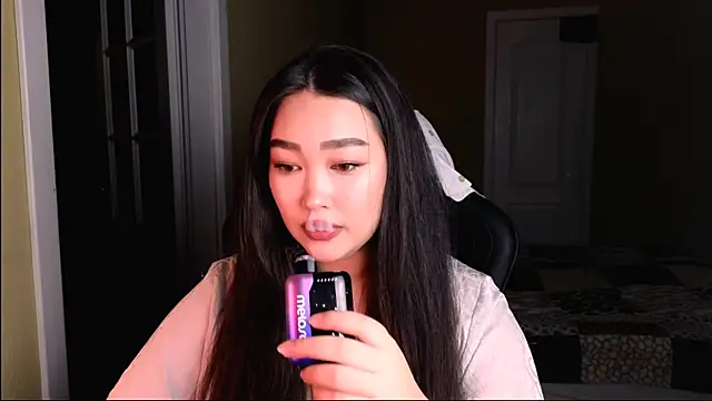 Erica Wayne online show from March 2025 03:02:01 PM