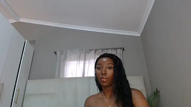 naughtyblackdolie online show from February 2025 07:55:01 AM