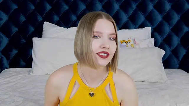 LiliLinn online show from February 2025 08:09:02 AM