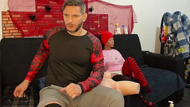 Snapshot of Samurayjiu chatting on February 2025 06:38:01 PM Samurayjiu online show from February 2025 06:38:01 PM