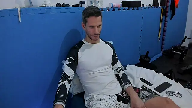 Snapshot of Samurayjiu chatting on September 2025 09:42:02 PM Samurayjiu online show from September 2025 09:42:02 PM