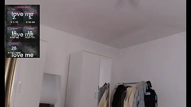 Snapshot of TattedCurls chatting on February 2025 02:46:01 AM TattedCurls online show from February 2025 02:46:01 AM