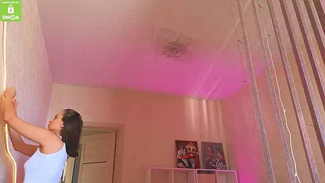 Snapshot of Katy_perry_ chatting on October 2025 03:40:01 AM Katy perry online show from October 2025 03:40:01 AM