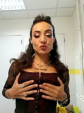 sugarunebaby online show from September 2025 11:03:01 AM