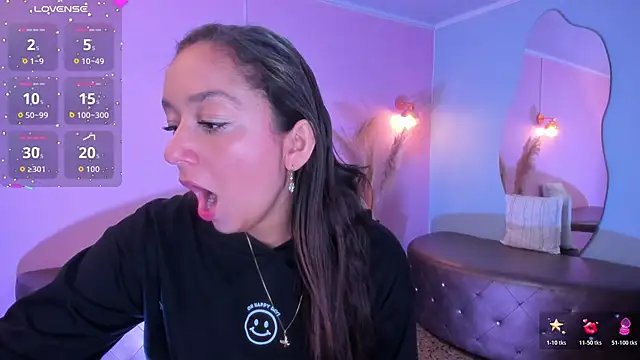 Snapshot of katy_sweet19 chatting on October 2025 10:38:01 AM katy sweet19 online show from October 2025 10:38:01 AM