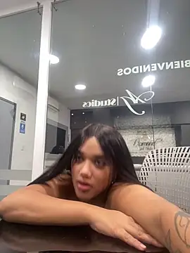 Snapshot of ElaEndez_ chatting on March 2025 09:08:02 PM ElaEndez online show from March 2025 09:08:02 PM