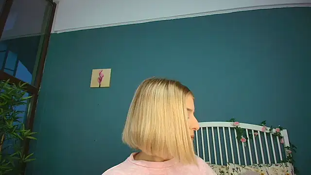 Snapshot of AlicePirs chatting on October 2025 04:22:01 AM AlicePirs online show from October 2025 04:22:01 AM