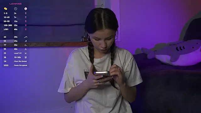 GlamourNova online show from January 2025 03:40:01 PM