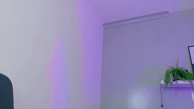 Snapshot of KendalMilleer chatting on October 2025 10:15:02 AM KendalMilleer online show from October 2025 10:15:02 AM