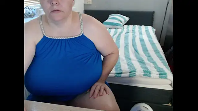 Sweetboobs online show from October 2025 07:42:02 AM