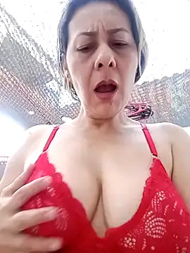 Mia-funny20 online show from December 2024 01:11:02 PM