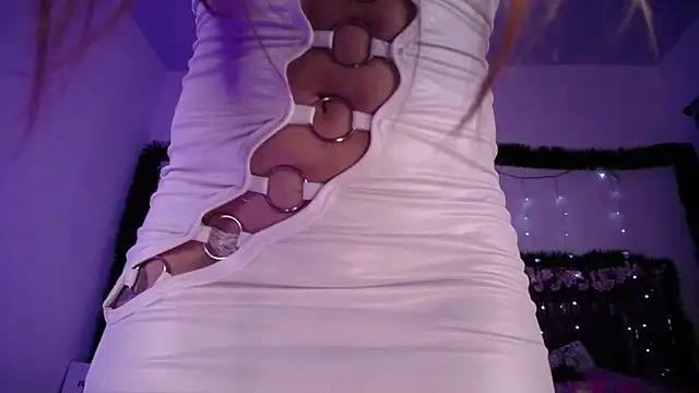 Snapshot of alejandrafitt chatting on December 2024 12:07:02 AM alejandrafitt online show from December 2024 12:07:02 AM