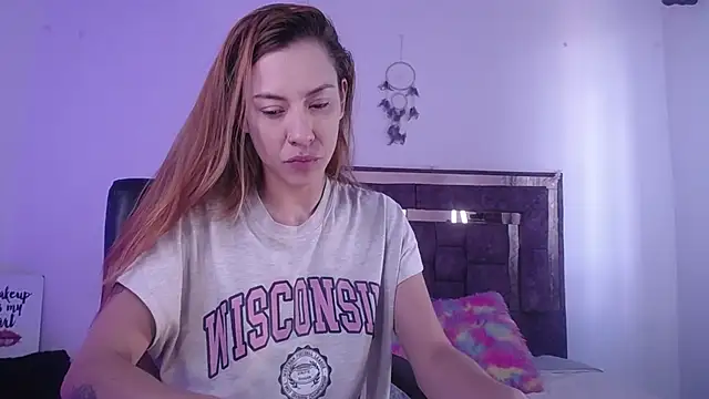 Snapshot of alejandrafitt chatting on January 2025 08:43:02 PM alejandrafitt online show from January 2025 08:43:02 PM