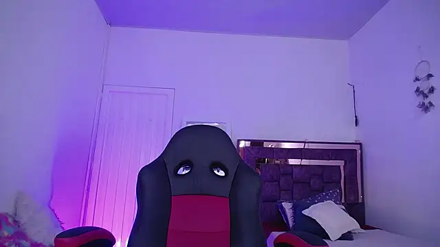 Snapshot of alejandrafitt chatting on October 2025 04:35:01 PM alejandrafitt online show from October 2025 04:35:01 PM