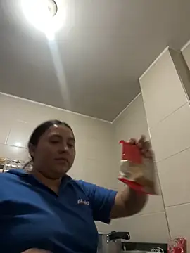 Snapshot of _lore_22 chatting on November 2025 04:29:02 PM lore 22 online show from November 2025 04:29:02 PM