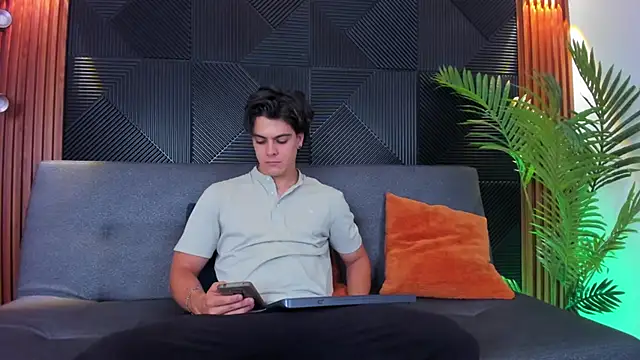scott brands online show from February 2025 07:55:01 PM