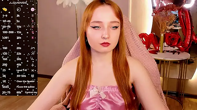 Snapshot of Emma_Chery chatting on February 2025 11:43:02 AM Emma Chery online show from February 2025 11:43:02 AM