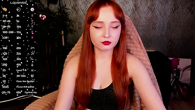 Snapshot of Emma_Chery chatting on February 2025 05:59:02 AM Emma Chery online show from February 2025 05:59:02 AM